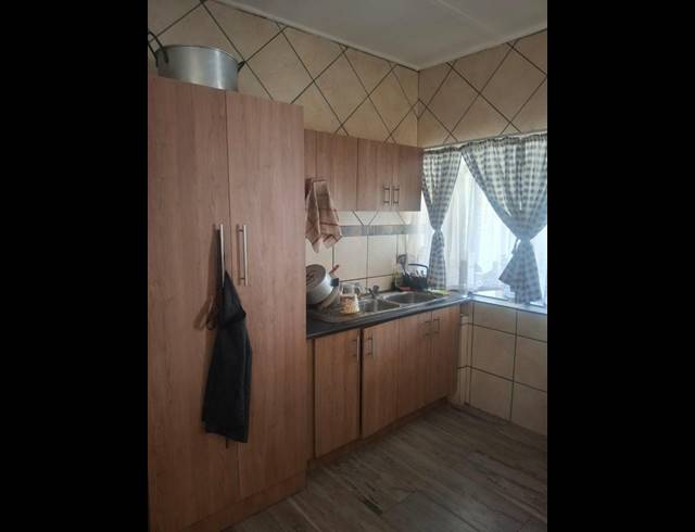 3 BEDROOM HOUSE FOR SALE IN VANDERBIJLPARK CW 2